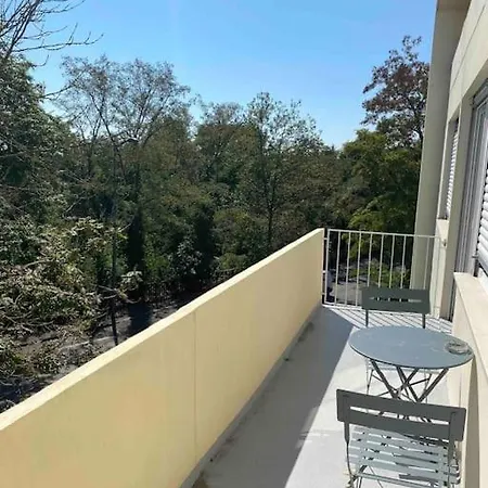Apartament Chez Charles *